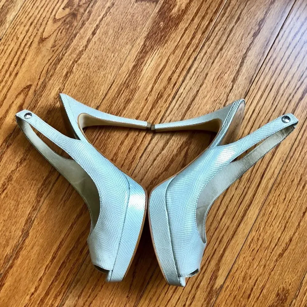 Michael Kors Metallic White Leather York Sling Back Platform Heels Size 7.5